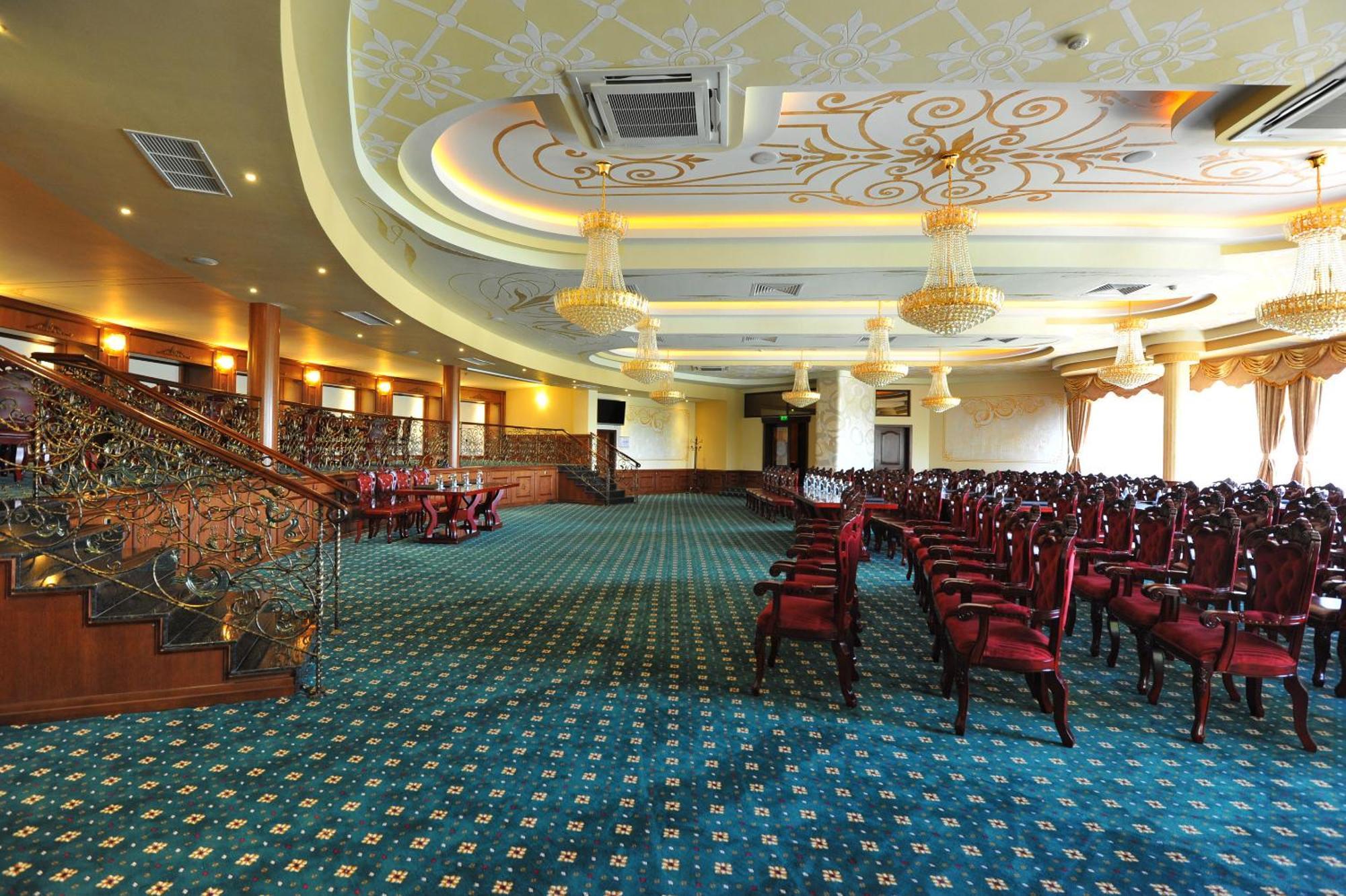 Park Hotel Stara Zagora Zewnętrze zdjęcie The interior of the main hall